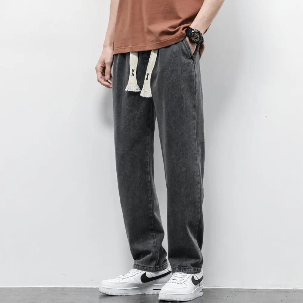 Men's Wide-Leg Light Wash Denim Joggers